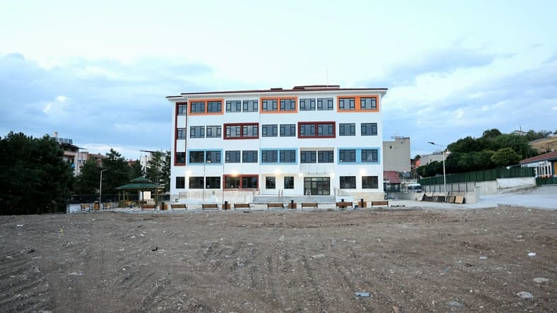 Sandıklı Ali Çetinkaya Ortaokulu (2)